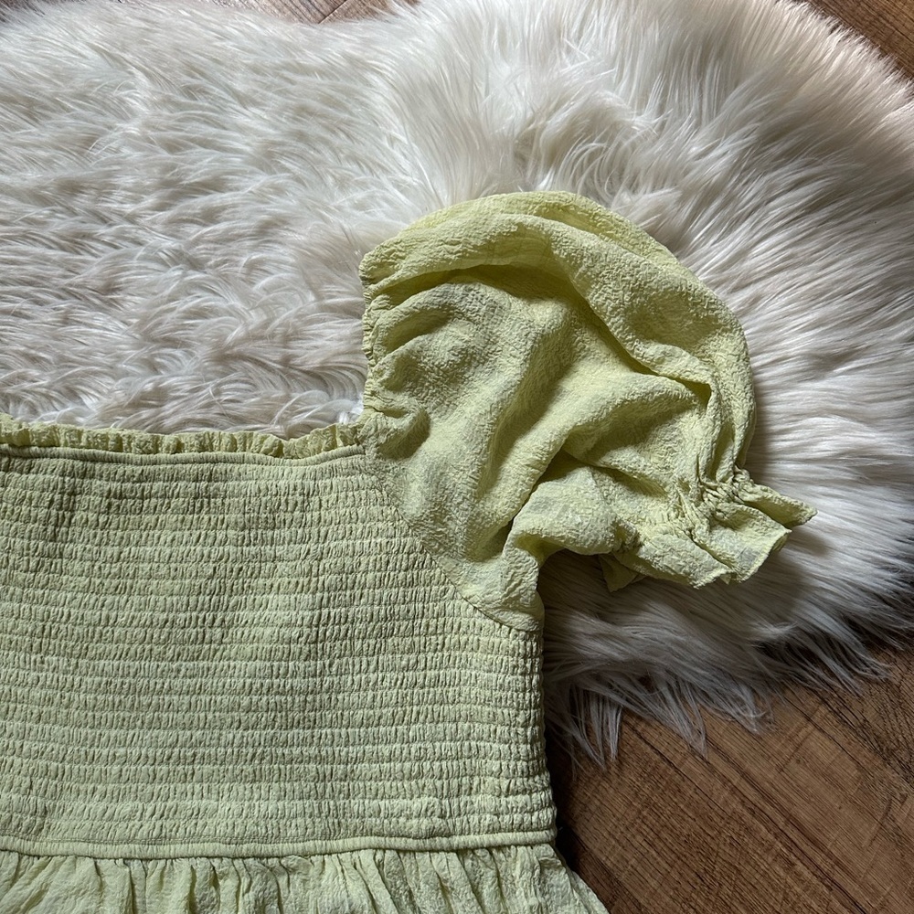 ARULA Clarisse Light Green Smocked Mini Dress - Picture 4 of 6
